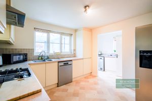 Photo 19- click for photo gallery